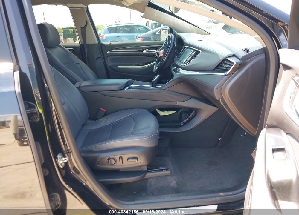 2019 BUICK ENCLAVE FWD ESSENCE VIN: 5GAERBKW4KJ303676