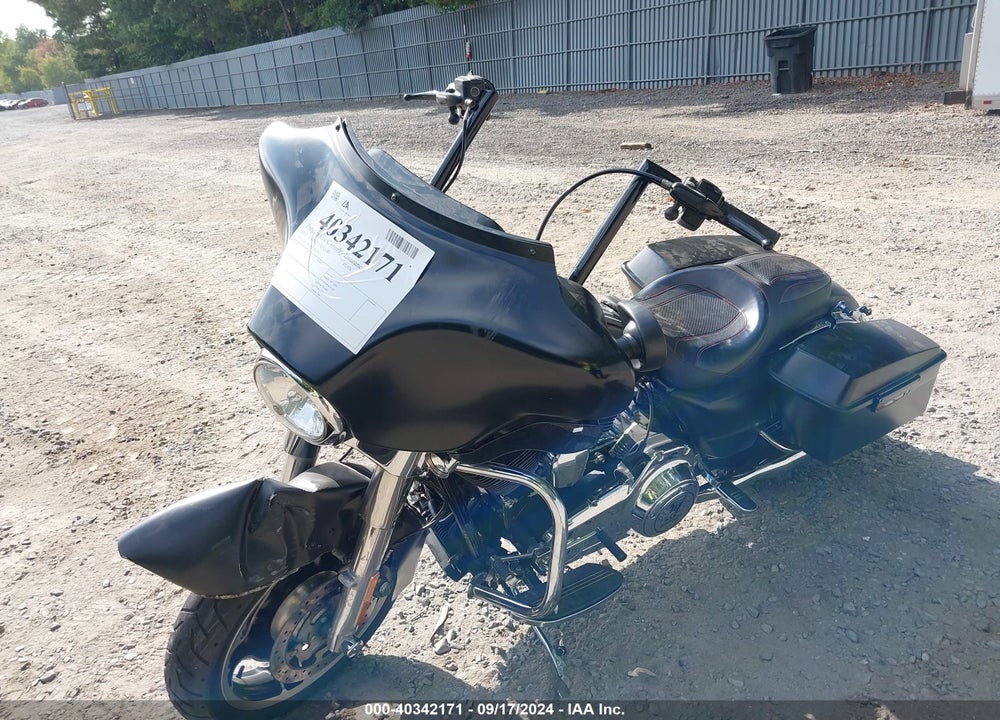 2013 HARLEY-DAVIDSON FLHX STREET GLIDE VIN: 1HD1KBM13DB659521