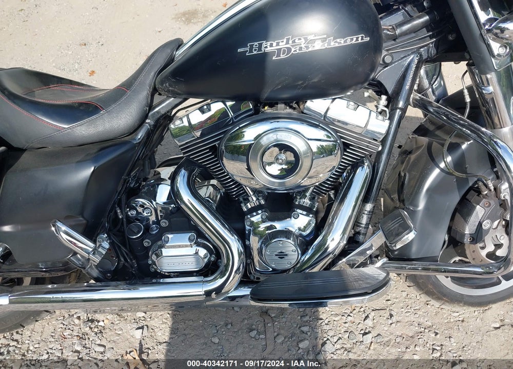 2013 HARLEY-DAVIDSON FLHX STREET GLIDE VIN: 1HD1KBM13DB659521
