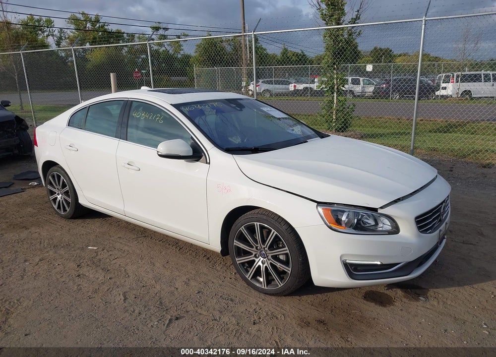 2014 VOLVO S60 T5 VIN: YV1612FS5E1297368