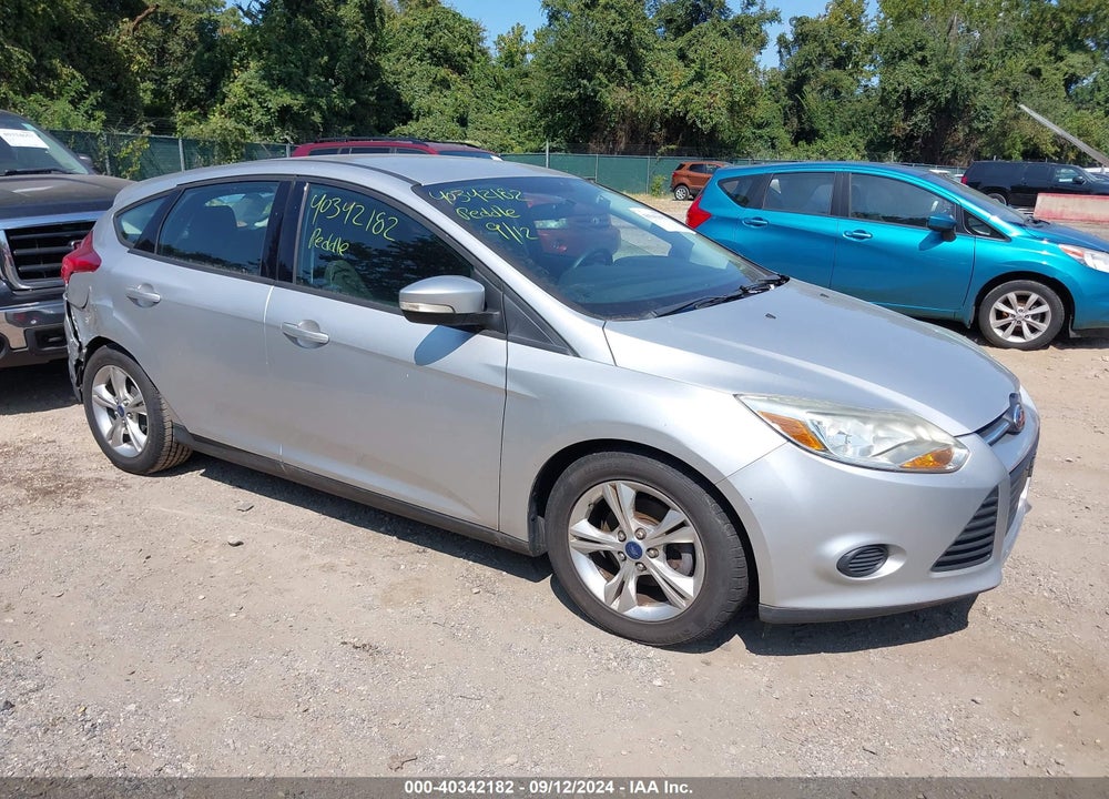 2014 FORD FOCUS SE VIN: 1FADP3K29EL125412