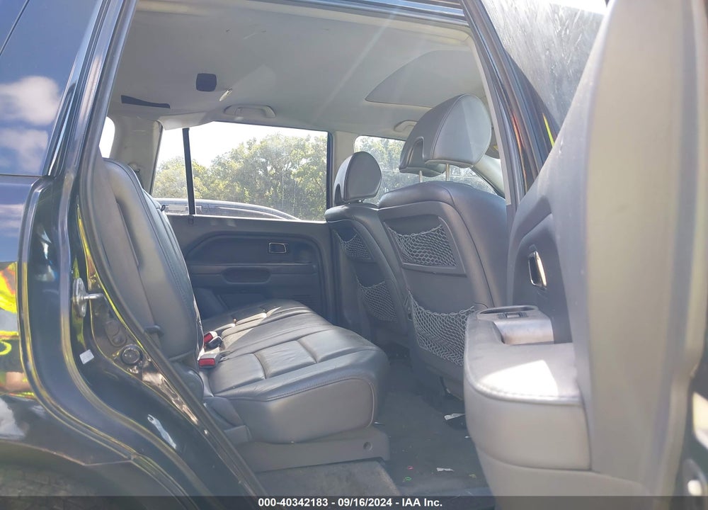 2006 HONDA PILOT EX-L VIN: 5FNYF18506B001246