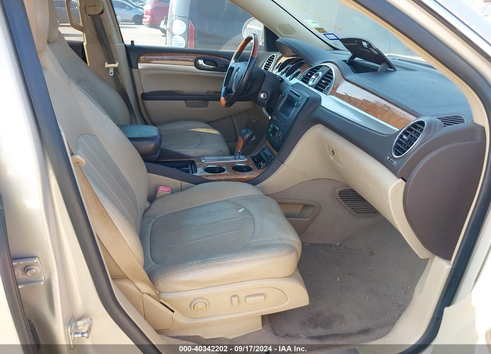 2008 BUICK ENCLAVE CXL VIN: 5GAER23788J258998