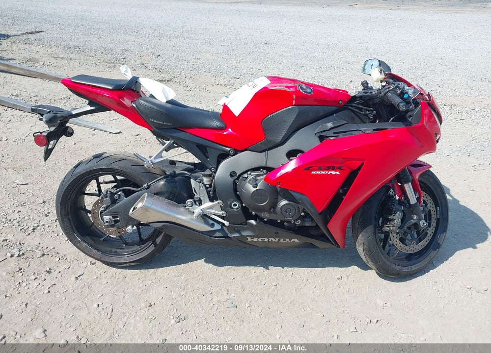 2015 HONDA CBR1000 RR VIN: JH2SC5950FK700066