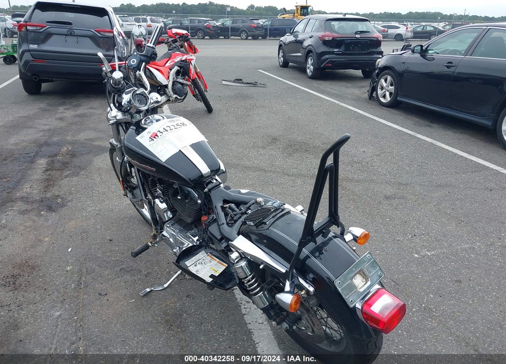 2007 HARLEY-DAVIDSON XL1200 C VIN: 1HD1CT3197K425344