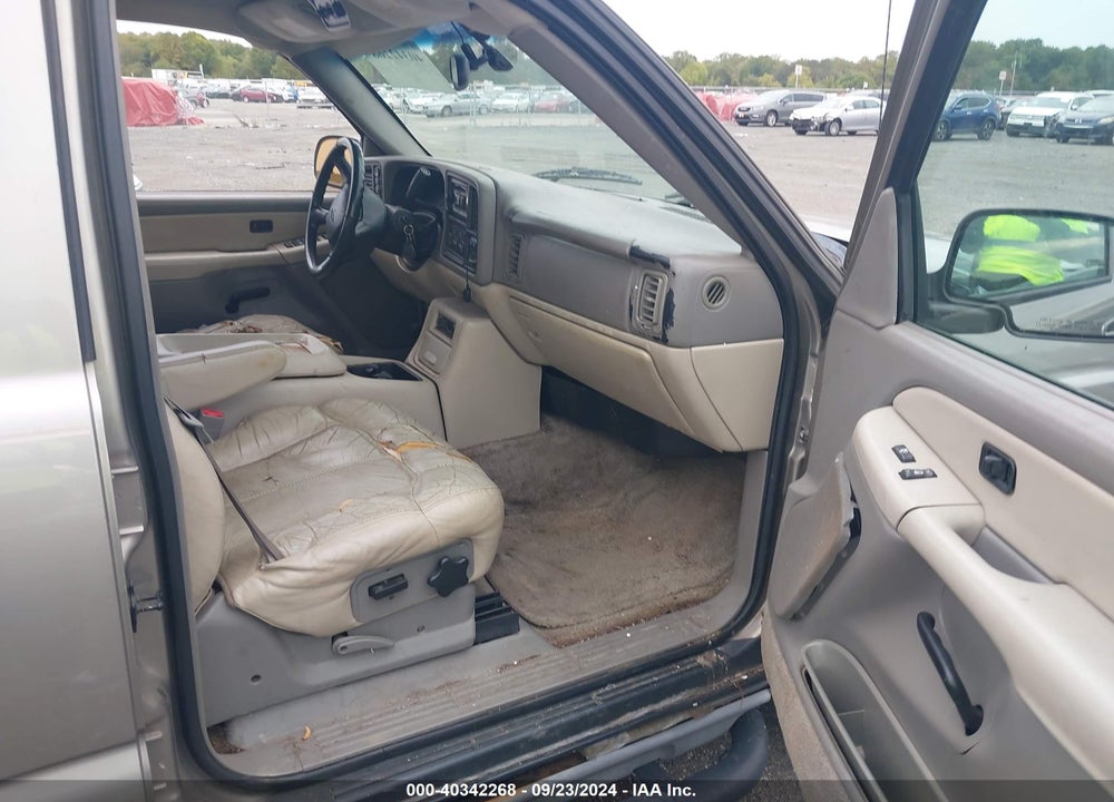 2002 CHEVROLET SUBURBAN 1500 Z71 VIN: 3GNFK16Z32G245588