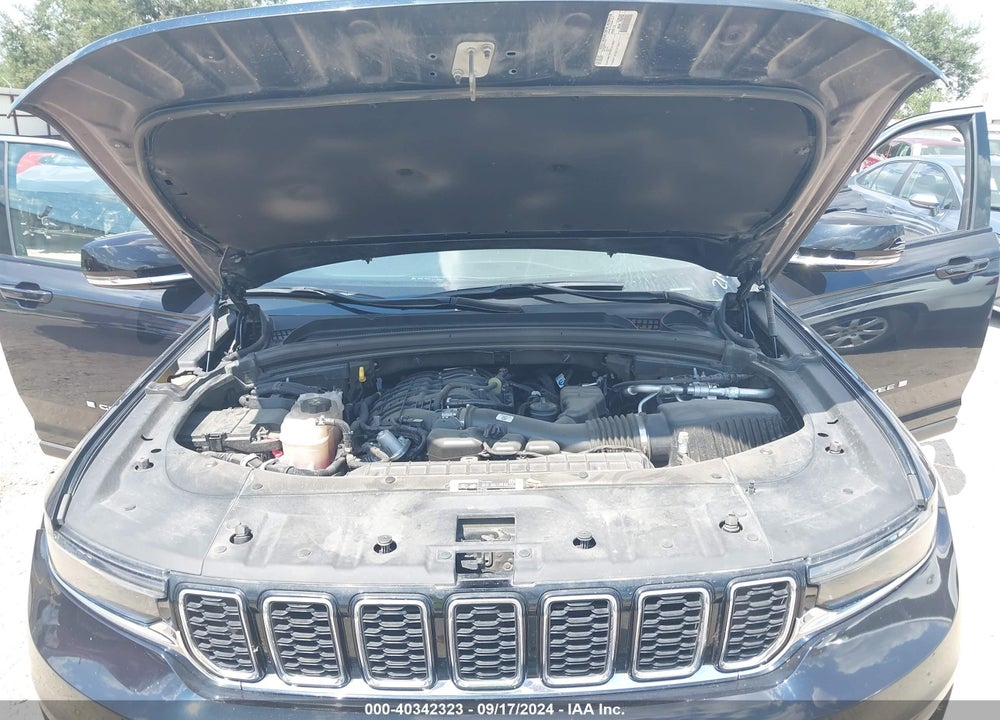 2023 JEEP GRAND CHEROKEE L LIMITED 4X4 VIN: 1C4RJKBG0P8752156