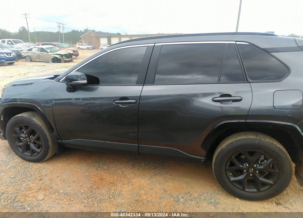 2024 TOYOTA RAV4 XLE VIN: 2T3W1RFV0RC278583