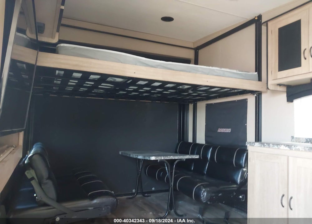 2018 COACHMEN 25QB VIN: 5ZT2ANHC5JB018208