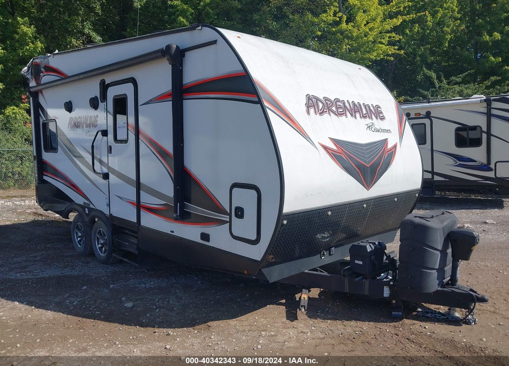 2018 COACHMEN 25QB VIN: 5ZT2ANHC5JB018208