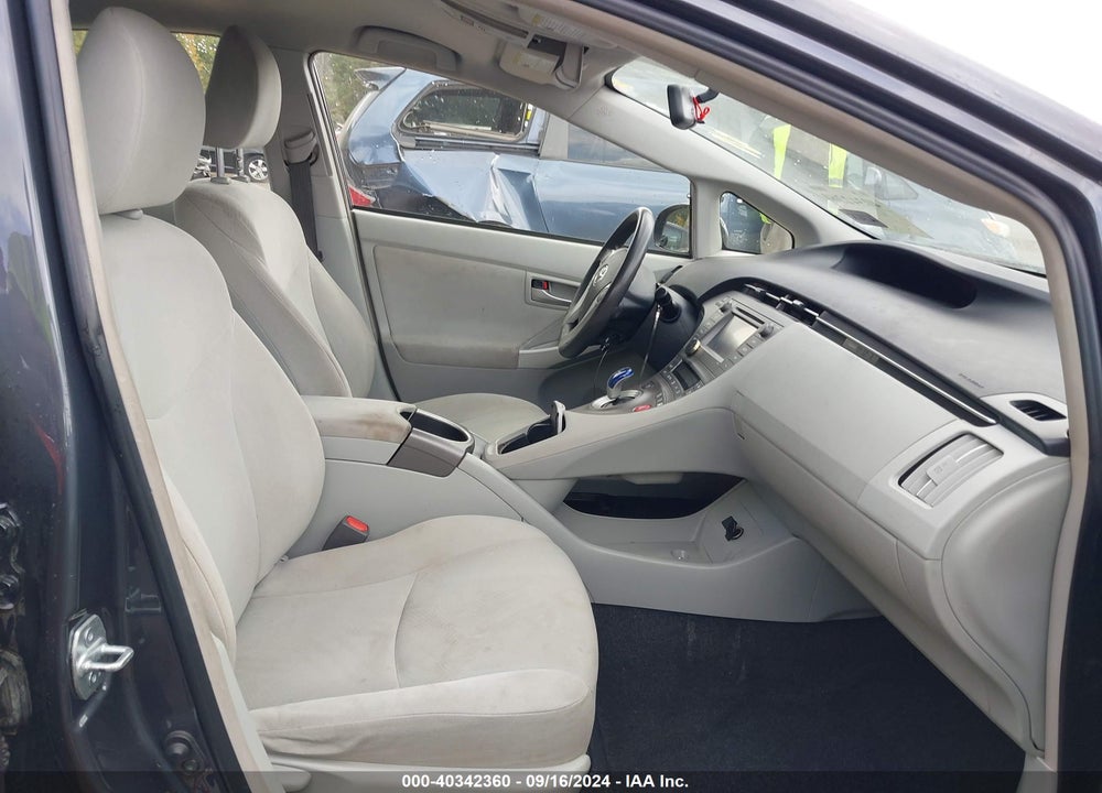 2015 TOYOTA PRIUS THREE VIN: JTDKN3DU5F1873044