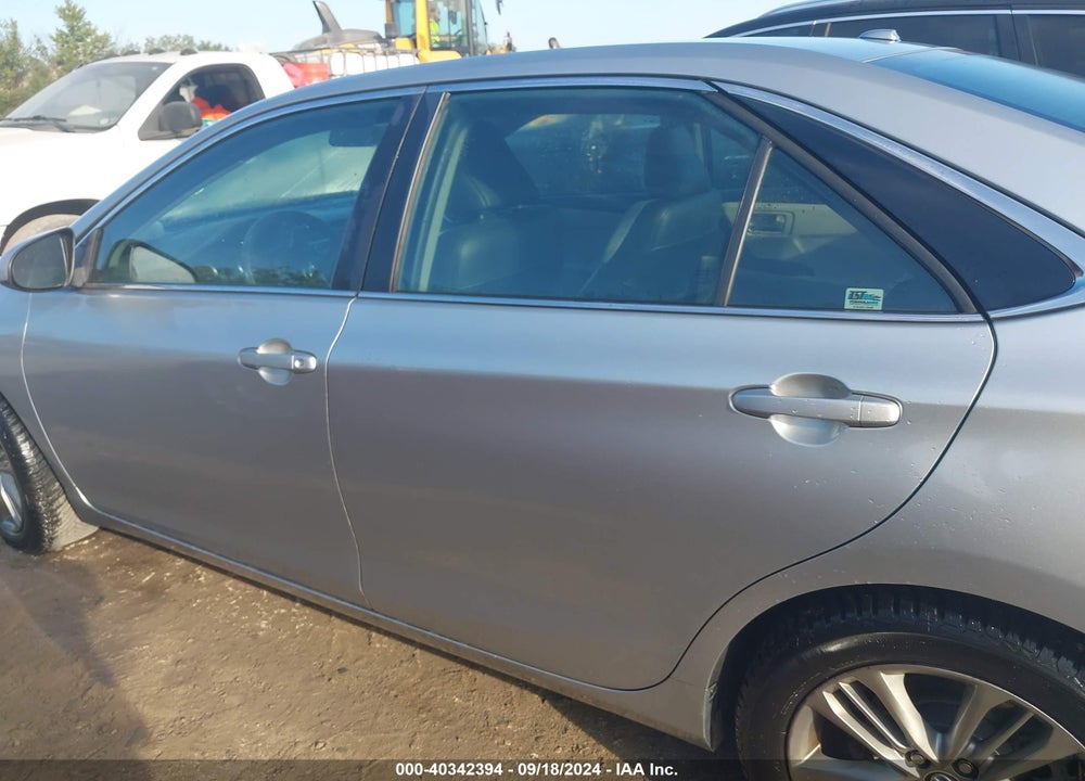 2015 TOYOTA CAMRY SE VIN: 4T1BF1FKXFU100058