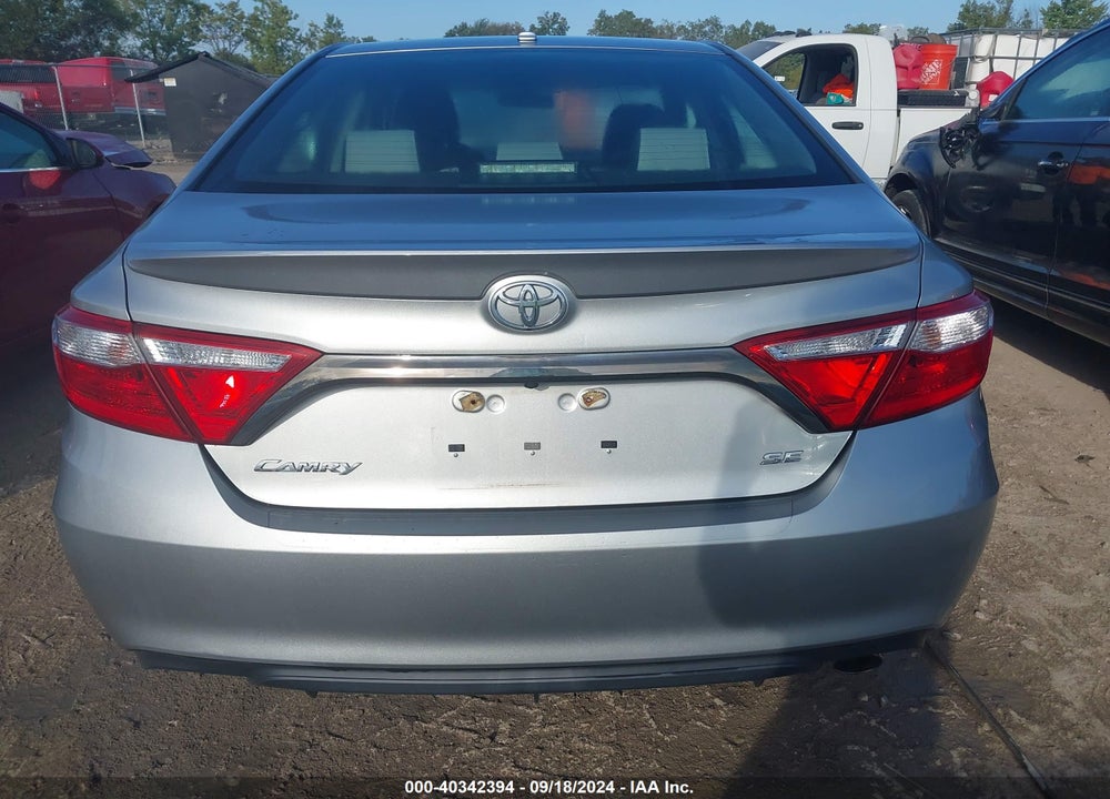 2015 TOYOTA CAMRY SE VIN: 4T1BF1FKXFU100058