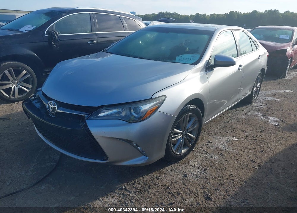 2015 TOYOTA CAMRY SE VIN: 4T1BF1FKXFU100058