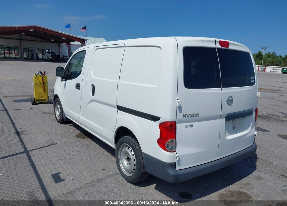 2015 NISSAN NV200 S VIN: 3N6CM0KN0FK730418