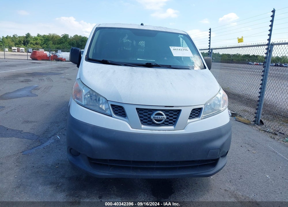 2015 NISSAN NV200 S VIN: 3N6CM0KN0FK730418
