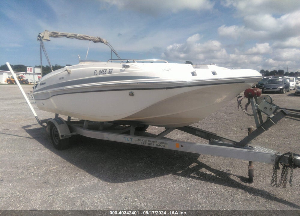 2017 HURRICANE BOAT VIN: GDY39986B717