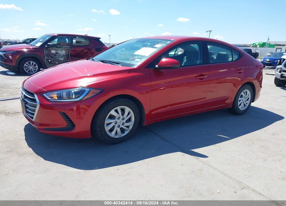2018 HYUNDAI ELANTRA VIN: 5NPD74LF8JH379192