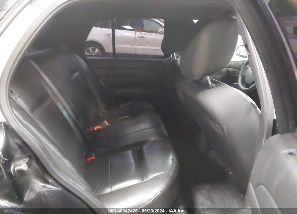 2011 FORD CROWN VICTORIA POLICE INTERCEPTOR VIN: 2FABP7BVXBX112353