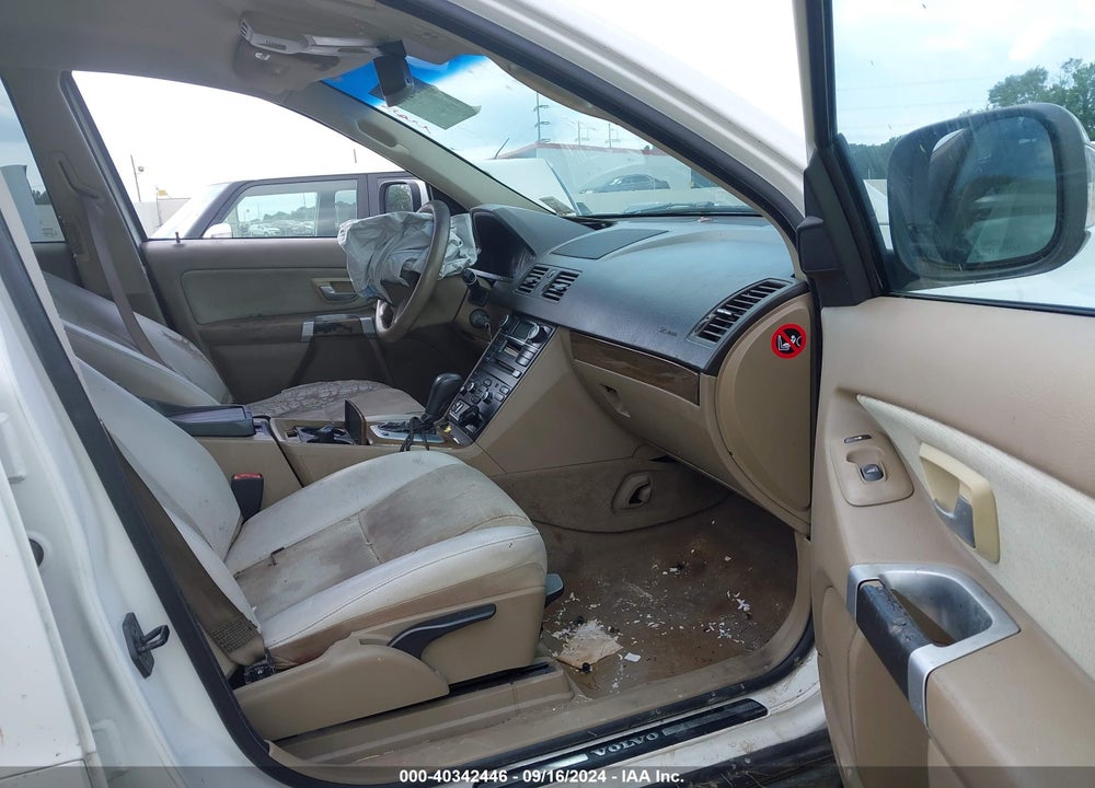 2009 VOLVO XC90 3.2/3.2 R-DESIGN VIN: YV4CN982291506555