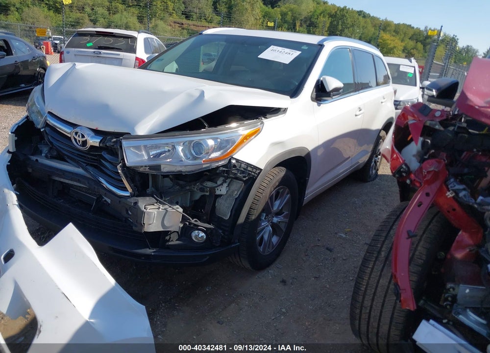 2015 TOYOTA HIGHLANDER XLE V6 VIN: 5TDJKRFH5FS171297