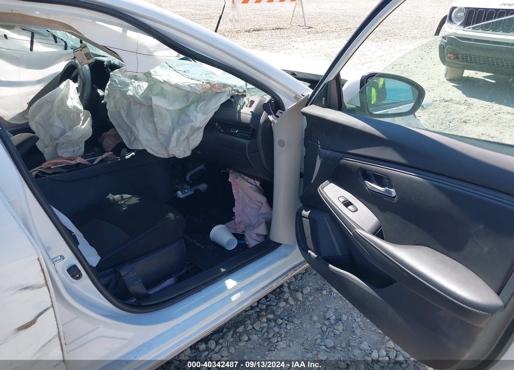 2022 NISSAN SENTRA SV XTRONIC CVT VIN: 3N1AB8CV9NY271322