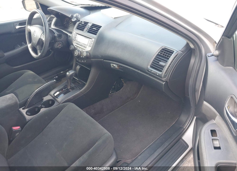 2007 HONDA ACCORD 2.4 VP VIN: 1HGCM56127A018407