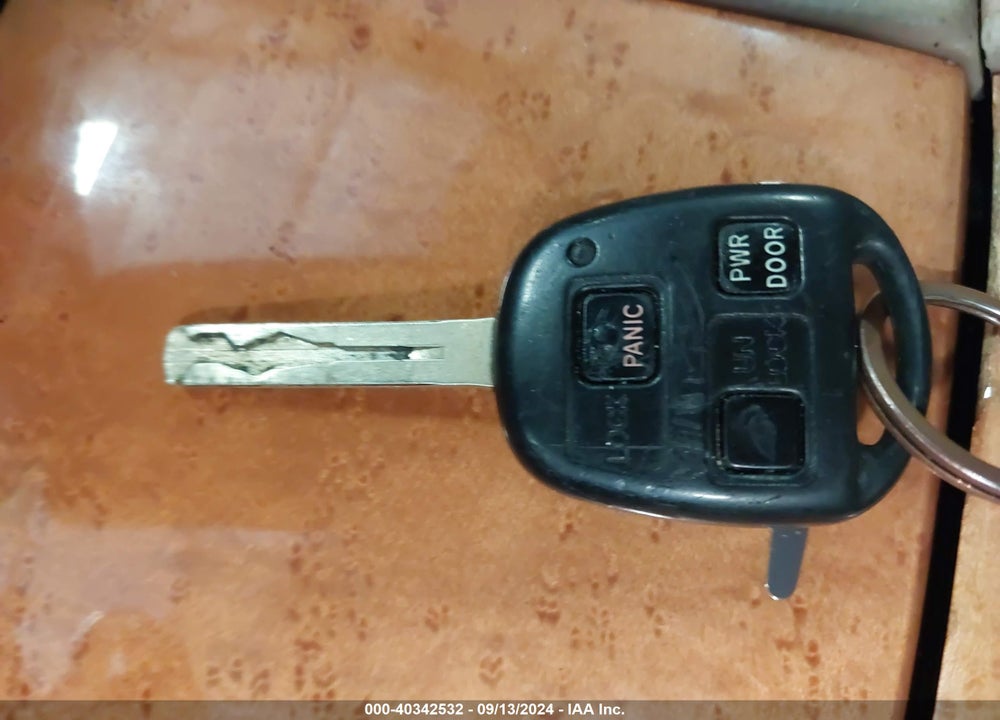 2004 LEXUS RX 330 VIN: 2T2GA31U04C014924