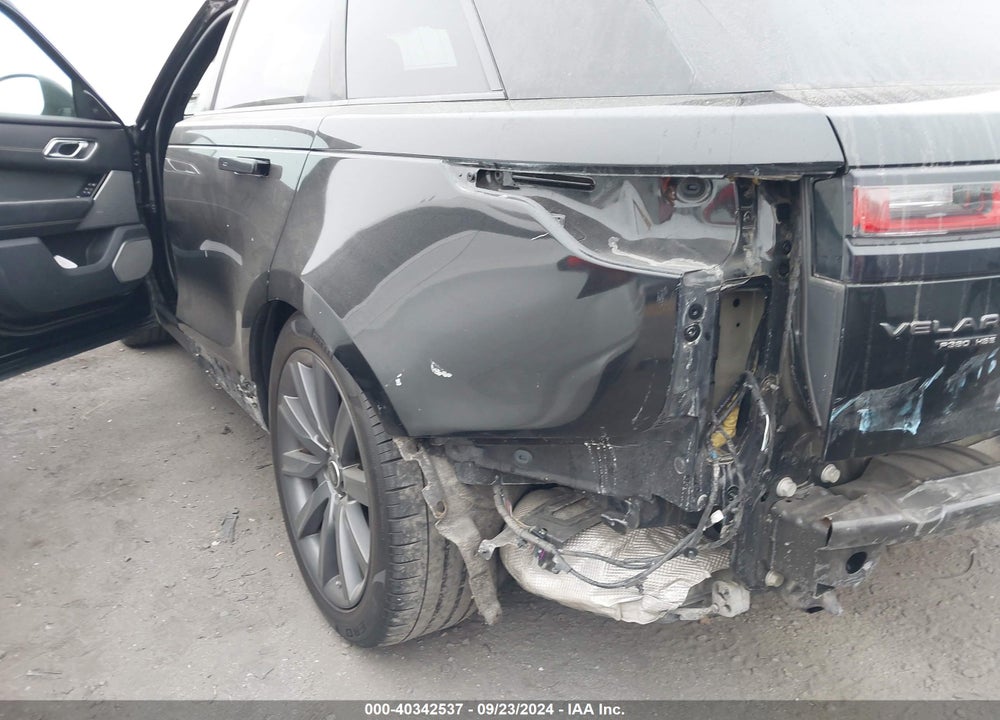 2018 LAND ROVER RANGE ROVER VELAR P380 FIRST EDITION/P380 HSE R-DYNAMIC VIN: SALYM2RV6JA746345