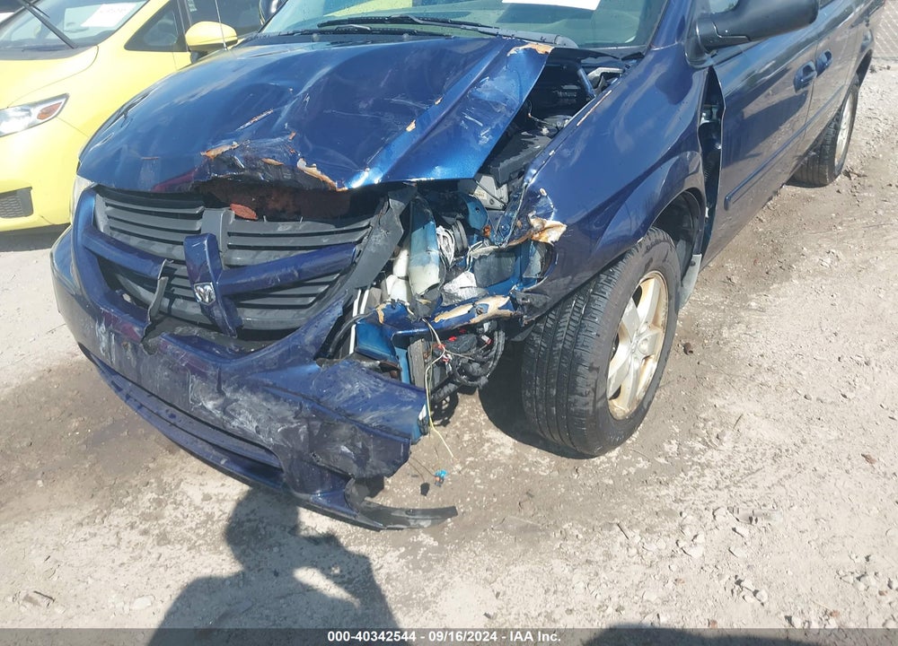 2006 DODGE GRAND CARAVAN SXT VIN: 2D4GP44L46R860569