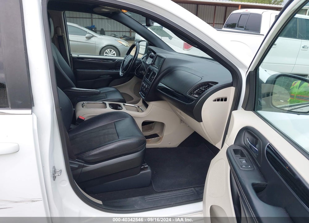 2019 DODGE GRAND CARAVAN SXT VIN: 2C4RDGCGXKR518574