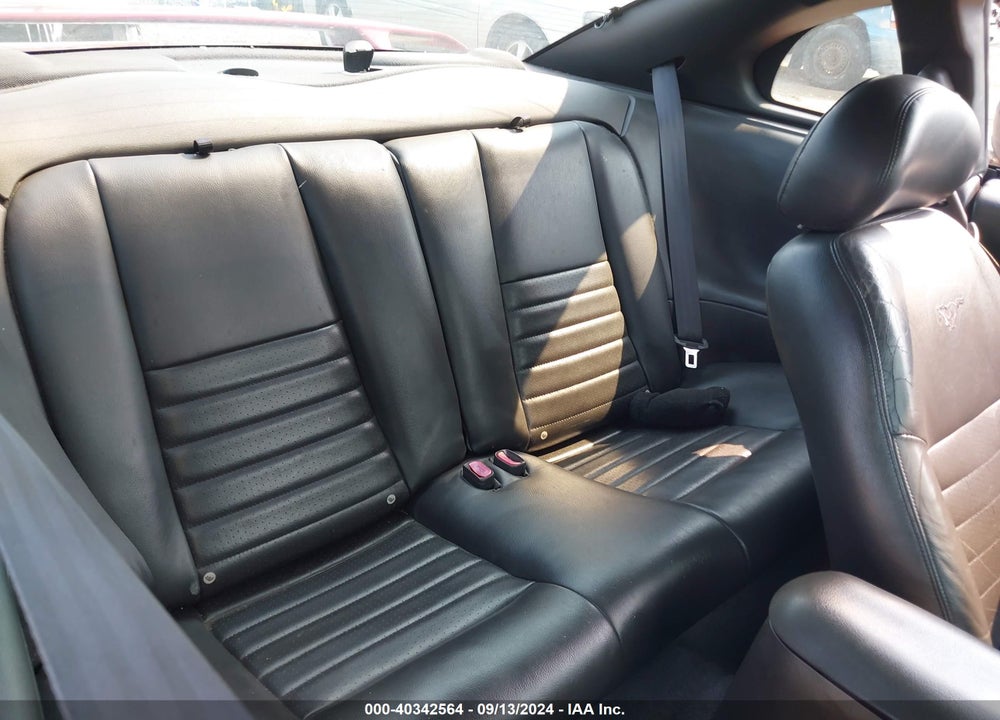 2004 FORD MUSTANG GT VIN: 1FAFP42X24F221440