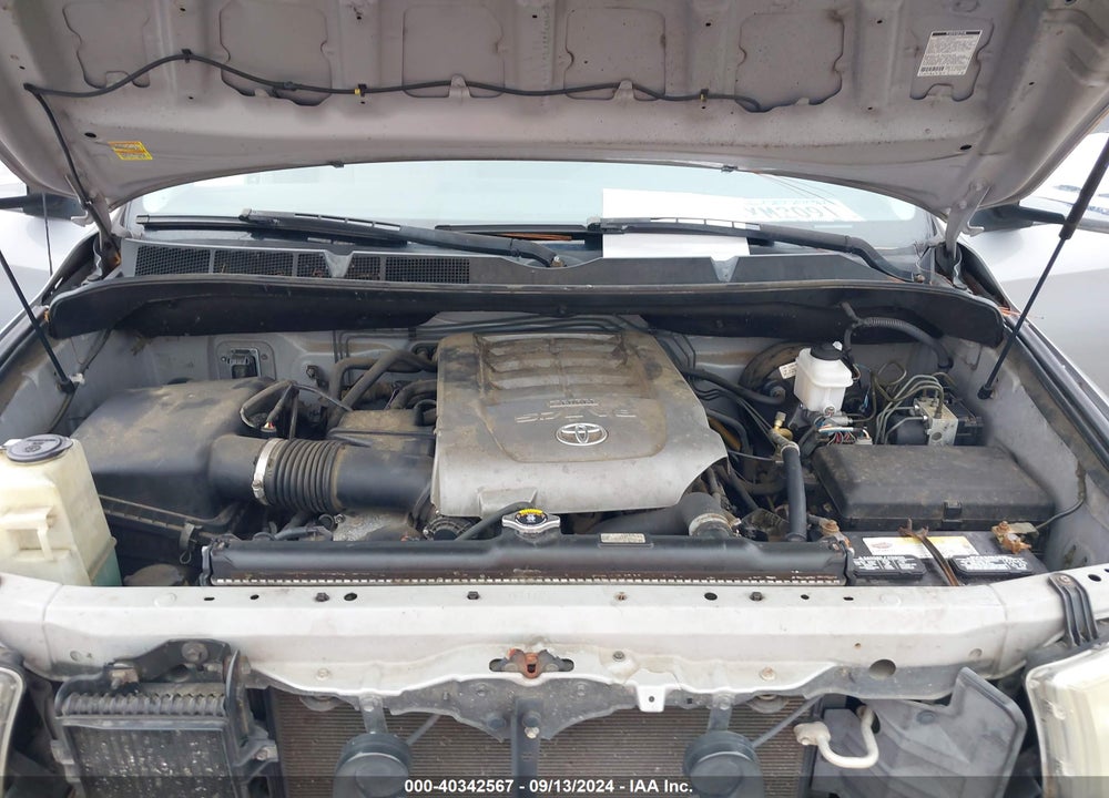 2008 TOYOTA TUNDRA SR5 5.7L V8 VIN: 5TBDV541X8S499877