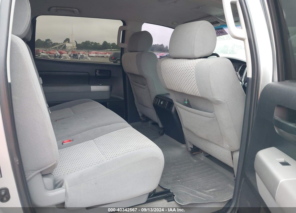 2008 TOYOTA TUNDRA SR5 5.7L V8 VIN: 5TBDV541X8S499877