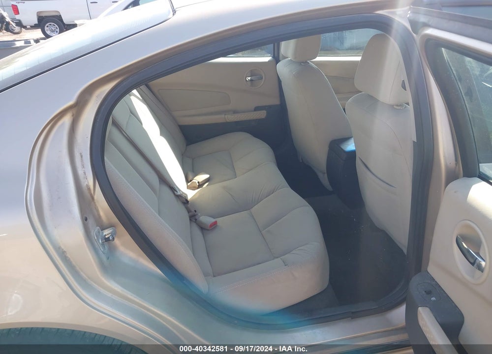 2005 PONTIAC GRAND PRIX VIN: 2G2WP522451257390