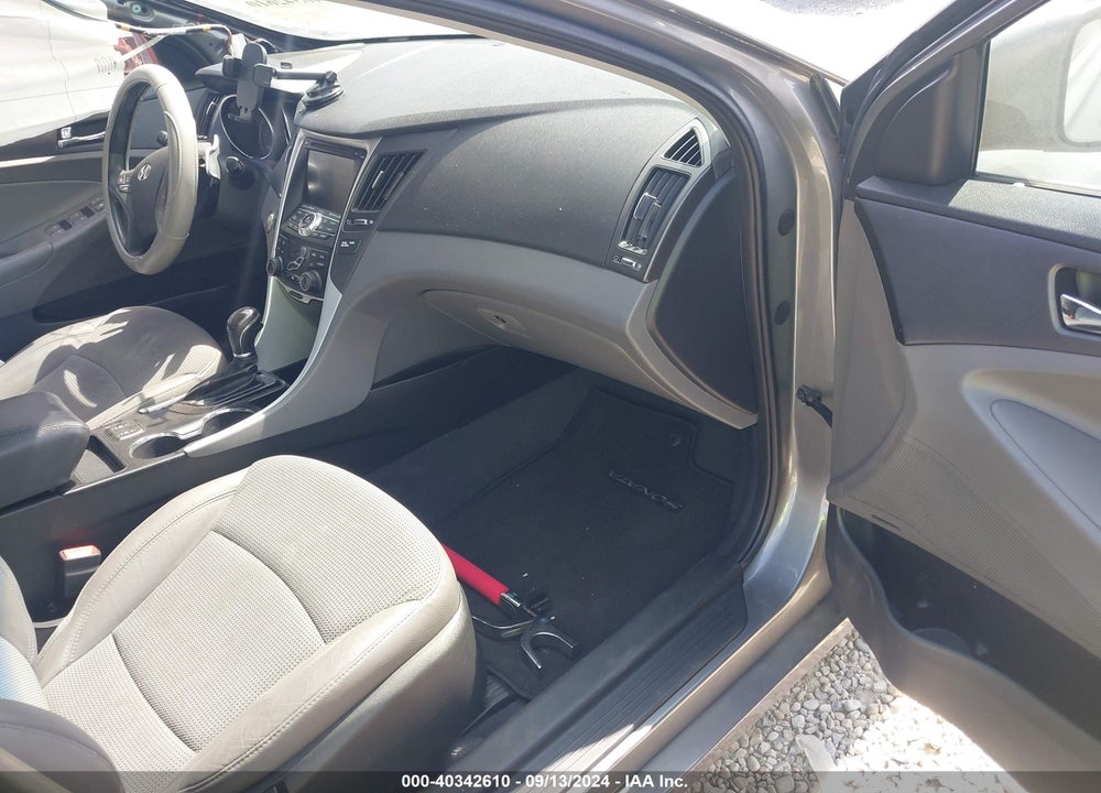 2013 HYUNDAI SONATA SE 2.0T VIN: 5NPEC4AB1DH784248