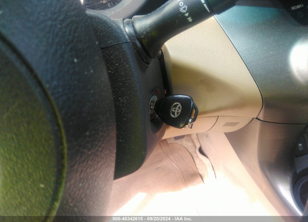 2010 TOYOTA RAV4 VIN: 2T3JF4DV2AW058625