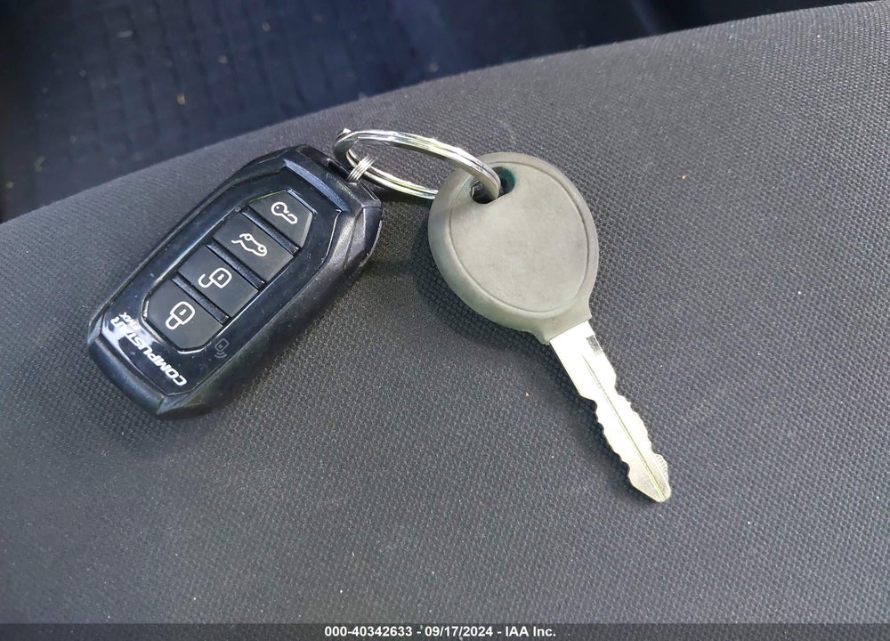 2013 JEEP WRANGLER UNLIMITED SAHARA VIN: 1C4HJWEG8DL656931