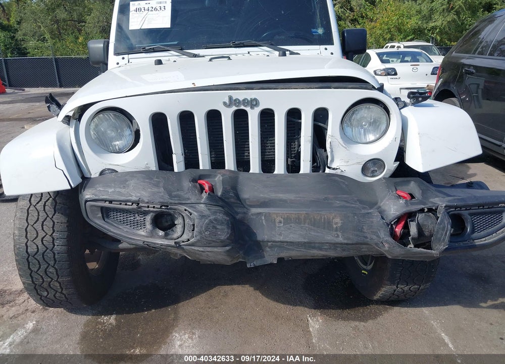 2013 JEEP WRANGLER UNLIMITED SAHARA VIN: 1C4HJWEG8DL656931
