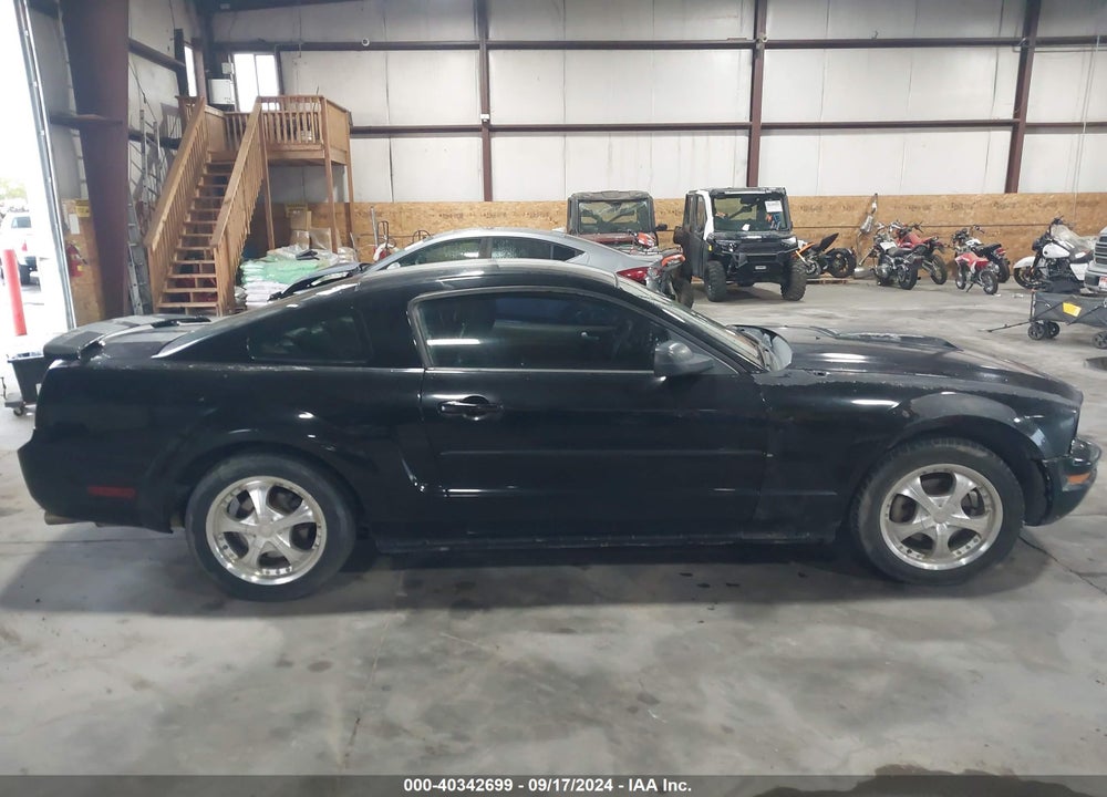2005 FORD MUSTANG V6 DELUXE/V6 PREMIUM VIN: 1ZVFT80N955139076