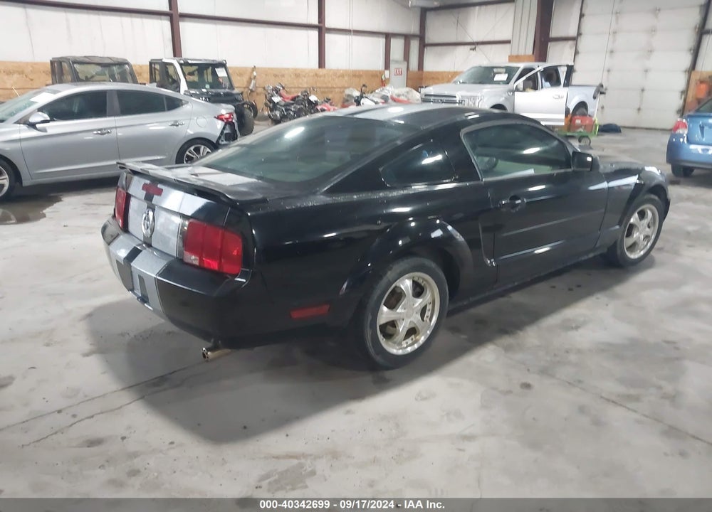 2005 FORD MUSTANG V6 DELUXE/V6 PREMIUM VIN: 1ZVFT80N955139076