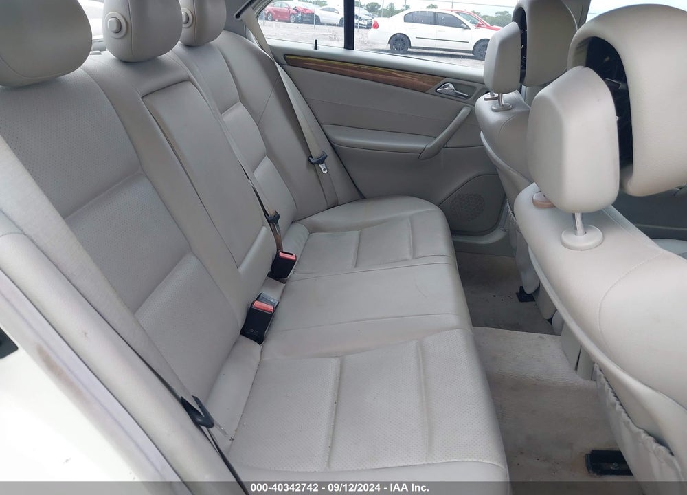 2007 MERCEDES-BENZ C 230 SPORT VIN: WDBRF52H47A940374