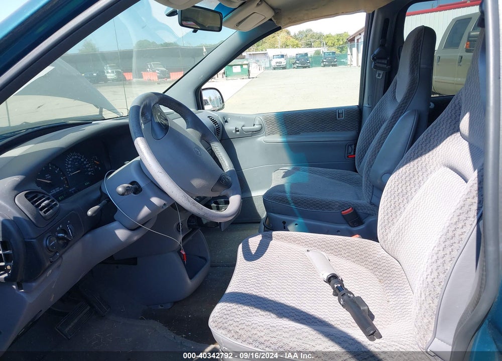 2000 DODGE GRAND CARAVAN SE VIN: 1B4GP44L5YB662644