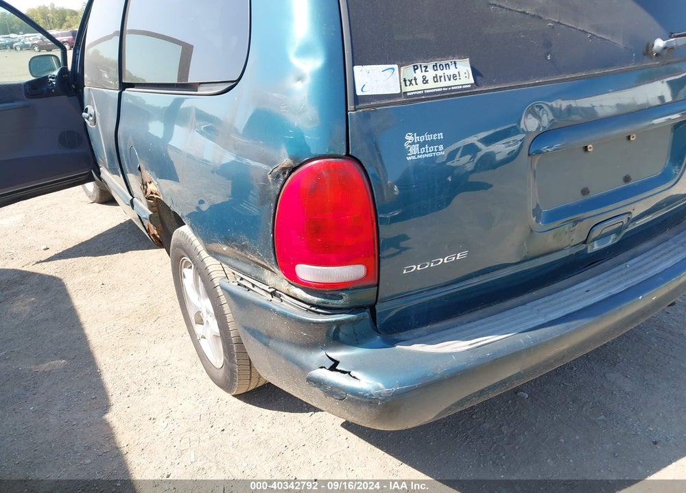 2000 DODGE GRAND CARAVAN SE VIN: 1B4GP44L5YB662644