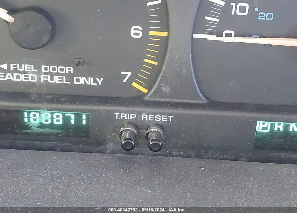2000 DODGE GRAND CARAVAN SE VIN: 1B4GP44L5YB662644