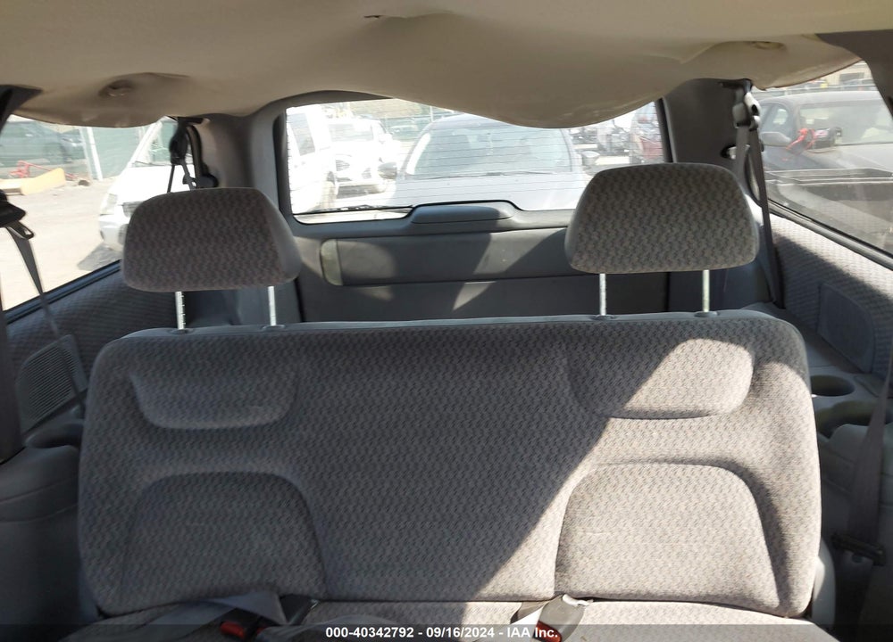 2000 DODGE GRAND CARAVAN SE VIN: 1B4GP44L5YB662644