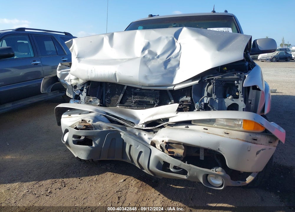 2005 CHEVROLET SUBURBAN 1500 Z71 VIN: 3GNEC16Z35G157427