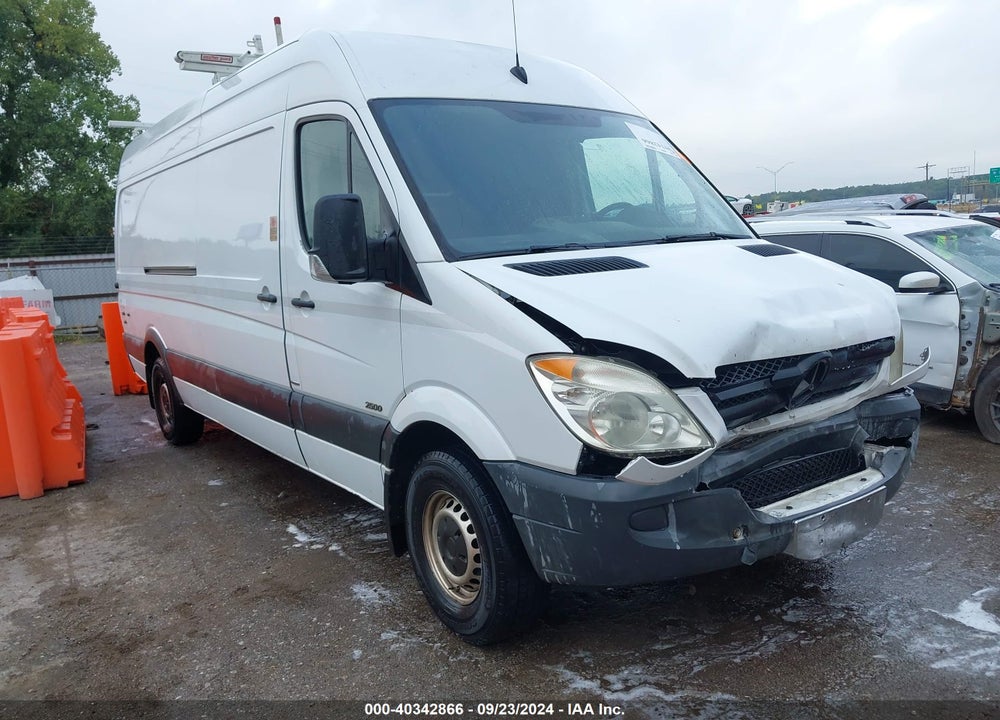 2011 MERCEDES-BENZ SPRINTER 2500 HIGH ROOF VIN: WD3PE8CC0B5512863