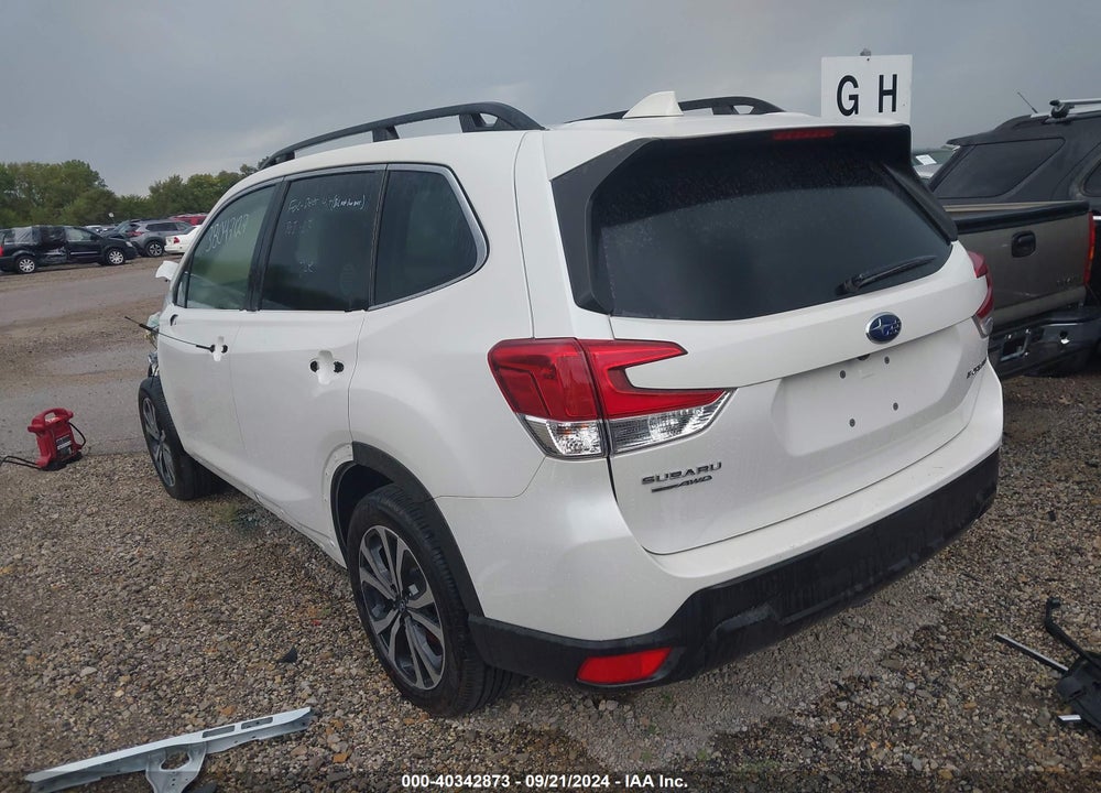 2023 SUBARU FORESTER LIMITED VIN: JF2SKANC4PH420417