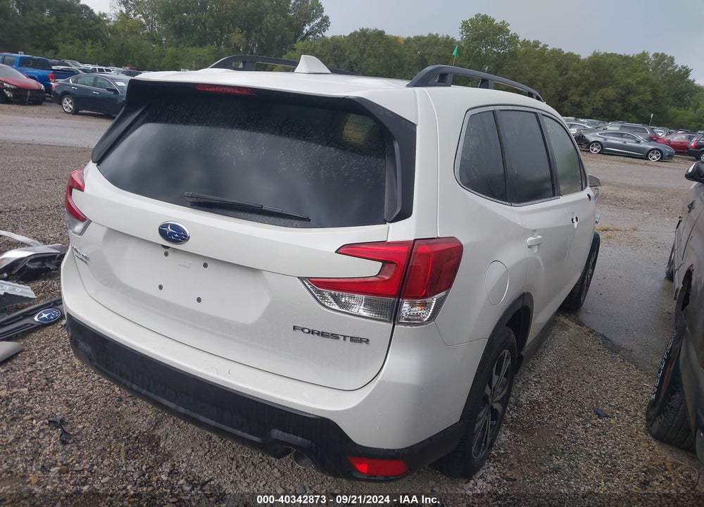 2023 SUBARU FORESTER LIMITED VIN: JF2SKANC4PH420417